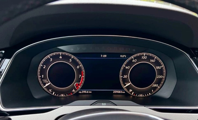 Volkswagen Arteon cena 112000 przebieg: 200000, rok produkcji 2018 z Bochnia małe 254